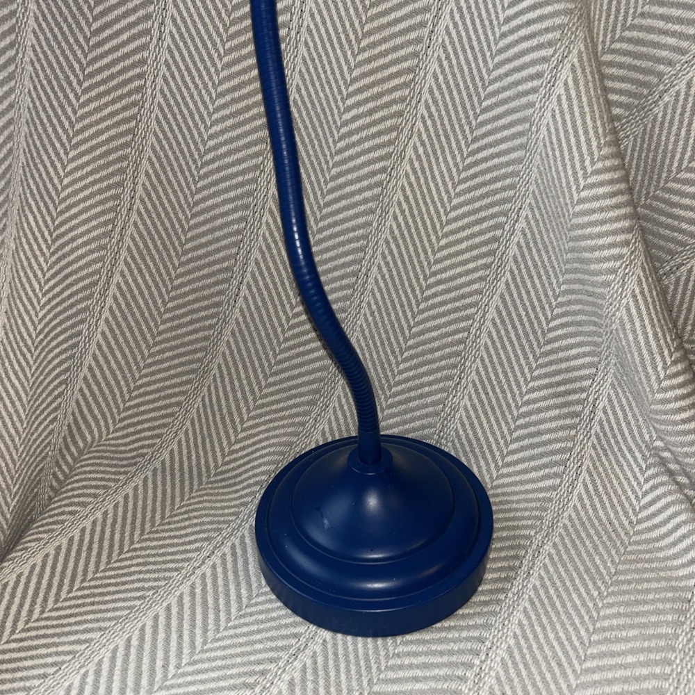 Blue & Red Gooseneck Clock 2002 Unique 21" Tall Flexible - Picture 2 of 4